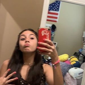 Meet your Posher, Marina